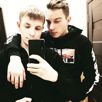 Антон Жданов