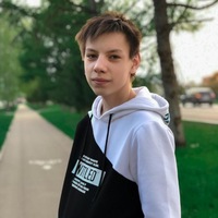Данис Белаев
