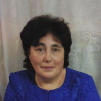 Эля Николаева