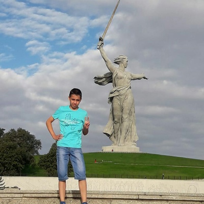Нияз Хайдаров