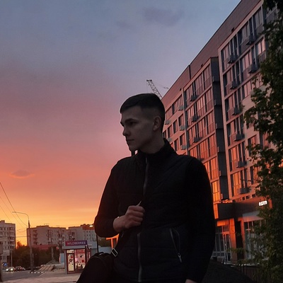 Илья Колесниченко